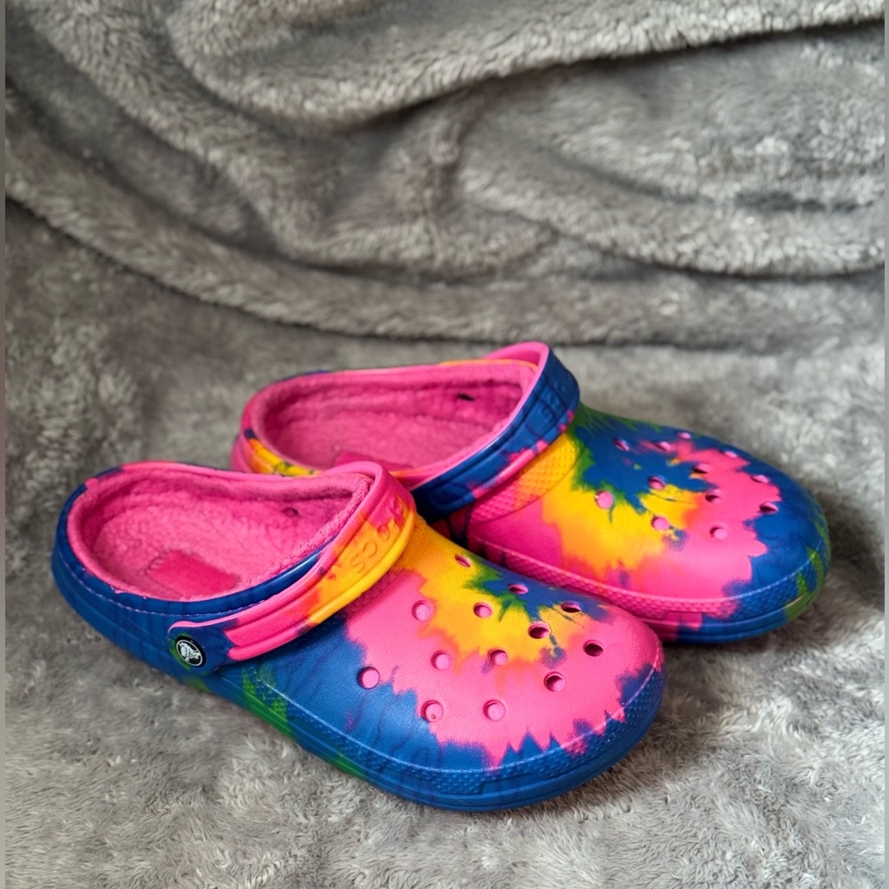 Crocs Unisex-Adult Classic Lined Tie-Dye Clog / Size 9 M 11 W